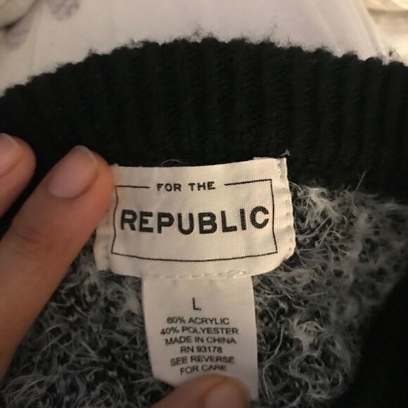 For the Republic Polka Dot Black/White Women’s Pullover Sweater Sz L - Picture 6 of 7